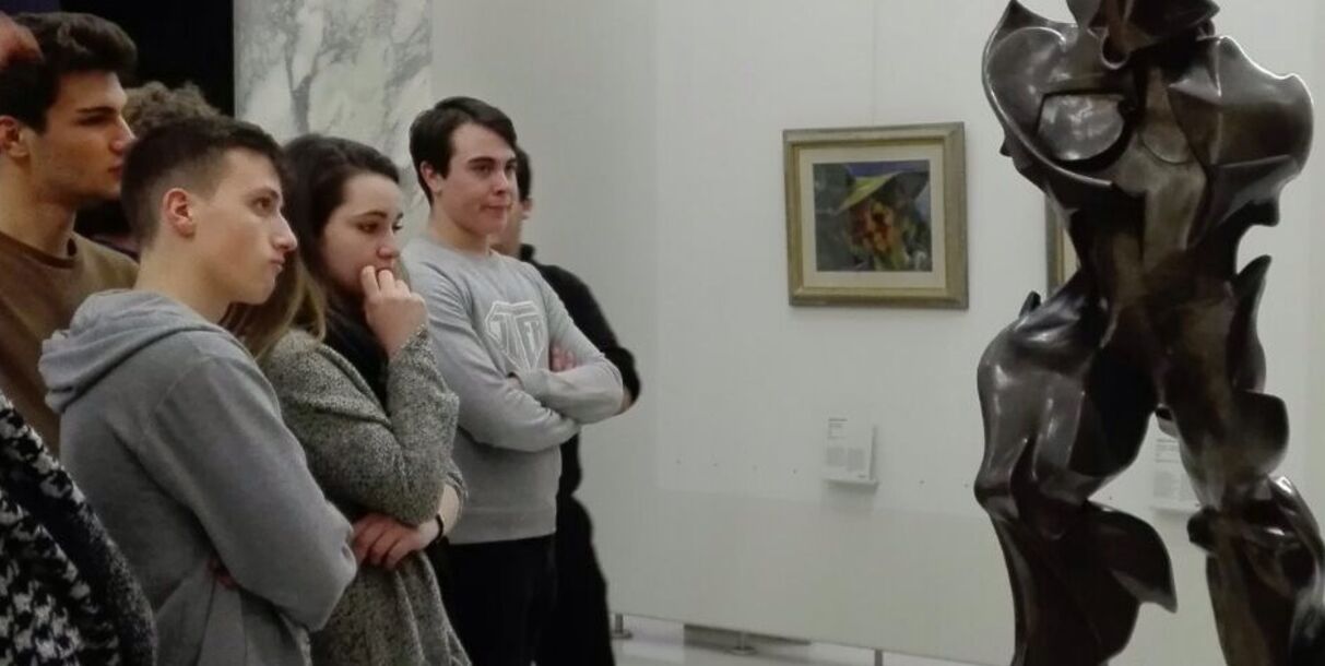 l-arte-e-per-chi-sa-guardare-e-si-commuove