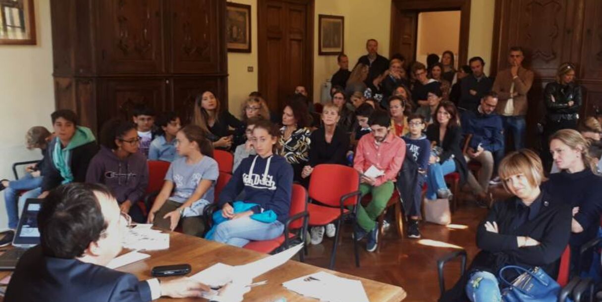 presentazione-liceo-scientifico-delle-scienze-applicate