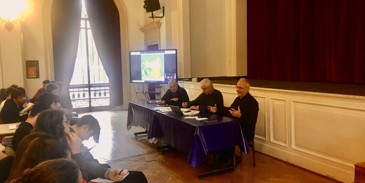 i-licei-incontrano-br-mons-adelio-dell-oro-e-mario-mauro